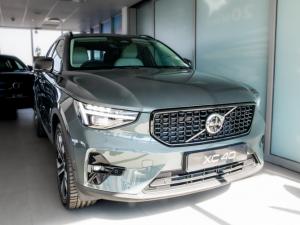 Volvo XC40 B4 Plus Dark - Image 1