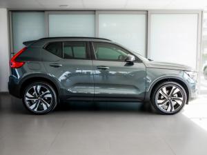 Volvo XC40 B4 Plus Dark - Image 7