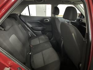 Hyundai Venue 1.0T Motion auto - Image 8