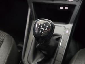 Volkswagen Polo hatch 1.0TSI - Image 8