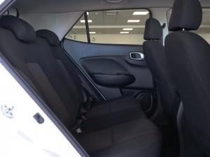 Hyundai Venue 1.0T Motion auto - Image 14
