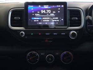 Hyundai Venue 1.0T Motion auto - Image 16