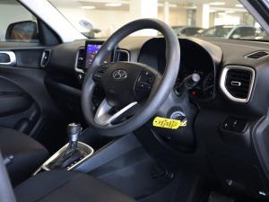 Hyundai Venue 1.0T Motion auto - Image 25