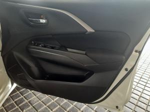 Suzuki Swift 1.2 GL - Image 12