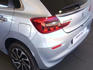 Suzuki Baleno 1.5 GLX manual - Image 11