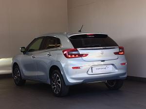 Suzuki Baleno 1.5 GLX manual - Image 5