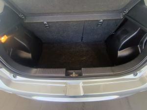 Suzuki Baleno 1.5 GLX manual - Image 8