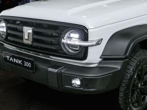 GWM Tank 300 2.4T Super Luxury 4WD - Image 8