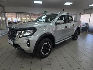 Nissan Navara 2.5DDTi double cab LE Plus 4x4 - Image 1