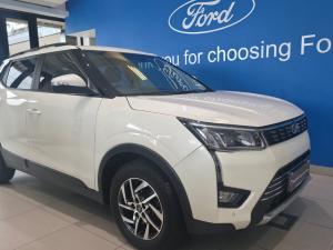 Mahindra XUV300 1.2T W8 - Image 6