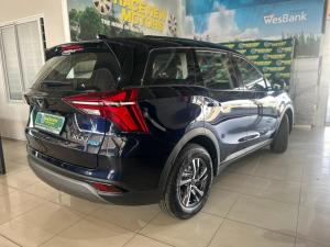 Mahindra XUV700 2.0T AX5 - Image 2