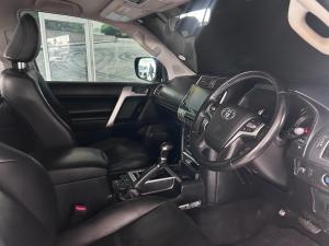 Toyota Land Cruiser Prado 2.8GD VX - Image 10