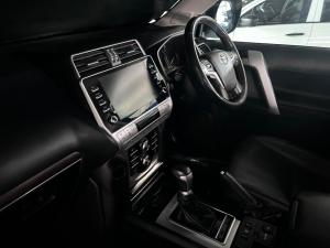 Toyota Land Cruiser Prado 2.8GD VX - Image 13