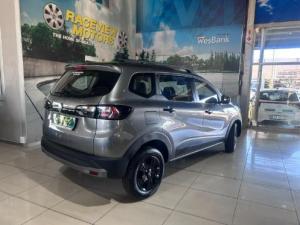 Renault Triber 1.0 Evolution - Image 7