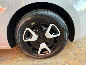 Mazda Mazda2 1.5 Active - Image 10