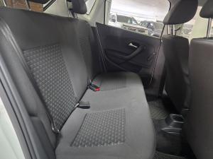 Volkswagen Polo Vivo hatch 1.4 Life - Image 7