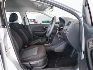 Volkswagen Polo Vivo hatch 1.6 Life - Image 11
