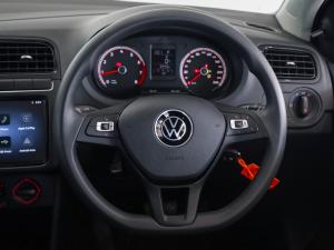 Volkswagen Polo Vivo hatch 1.6 Life - Image 15