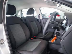 Volkswagen Polo Vivo hatch 1.6 Life - Image 10