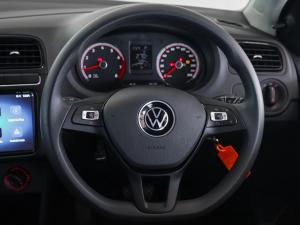 Volkswagen Polo Vivo hatch 1.6 Life - Image 12