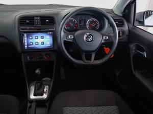 Volkswagen Polo Vivo hatch 1.6 Life - Image 17