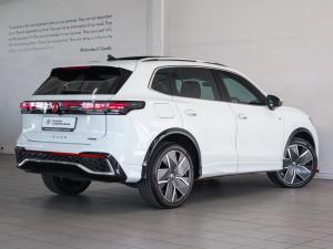 Volkswagen Tiguan 2.0TSI R-Line 4Motion - Image 10