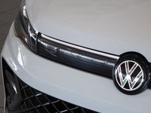 Volkswagen Tiguan 2.0TSI R-Line 4Motion - Image 5