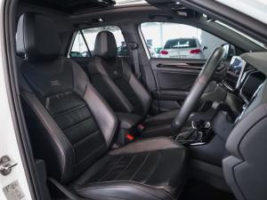 Volkswagen T-Roc 2.0TSI 4Motion R-Line - Image 16