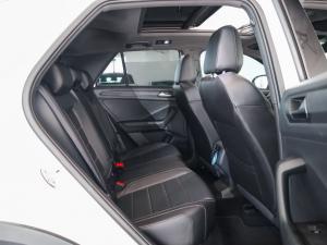 Volkswagen T-Roc 2.0TSI 4Motion R-Line - Image 17