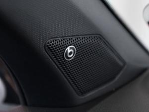 Volkswagen T-Roc 2.0TSI 4Motion R-Line - Image 24