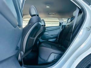 Hyundai Tucson 2.0 Premium - Image 6