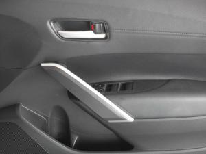 Toyota Corolla Cross 1.8 Hybrid XS - Image 14