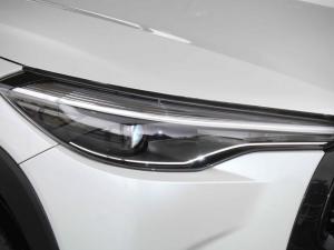 Toyota Corolla Cross 1.8 Hybrid XS - Image 21