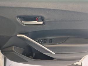 Toyota Corolla Cross 1.8 Hybrid XS - Image 10