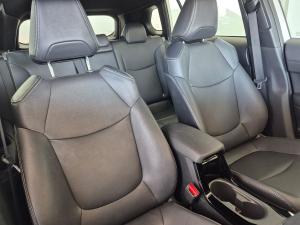 Toyota Corolla Cross 1.8 Hybrid XS - Image 11