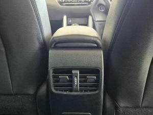 Toyota Corolla Cross 1.8 Hybrid XS - Image 23