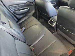 Mitsubishi Triton 2.4DI-D double cab auto - Image 19