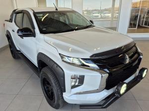 Mitsubishi Triton 2.4DI-D double cab auto - Image 1