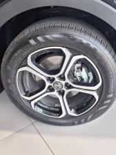 MG ZS Pro 1.5T Comfort - Image 5