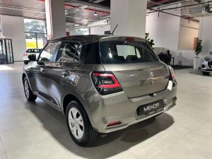 Suzuki Swift 1.2 GL+ auto - Image 8