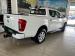Nissan Navara 2.5DDTi double cab SE Plus auto - Thumbnail 4