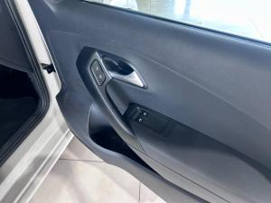 Volkswagen Polo Vivo hatch 1.4 - Image 10