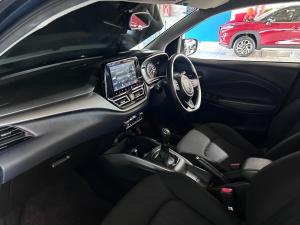 Suzuki Baleno 1.5 GLX manual - Image 14