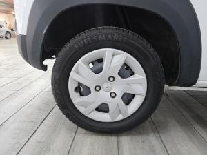 Renault Kwid 1.0 Techno manual - Image 4
