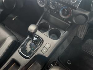 Toyota Hilux 2.8GD-6 Xtra cab Legend auto - Image 9