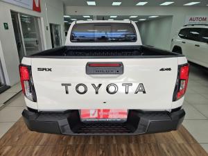 Toyota Hilux 2.8GD-6 double cab SRX 4x4 - Image 5