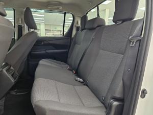 Toyota Hilux 2.8GD-6 double cab SRX 4x4 - Image 14