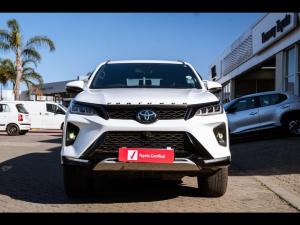 Toyota Fortuner 2.8GD-6 48V VX - Image 4