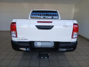 Toyota Hilux 2.4GD-6 double cab Raider manual - Image 5