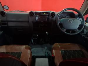 Toyota Land Cruiser 79 4.5D-4D V8 double cab LX - Image 6